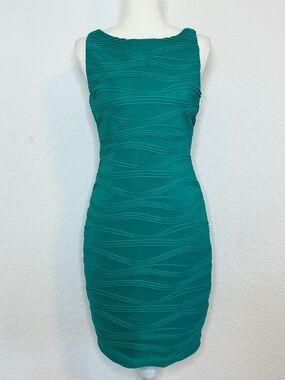 Jennifer Lopez Wave-Textured Sheath Dress, Size S